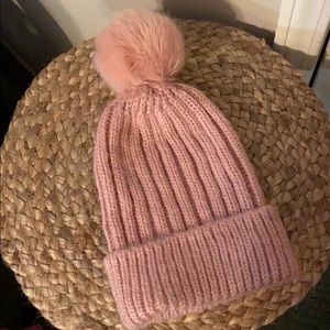 Pink H&M Pom-Pom knit hat w/ pink metallic thread